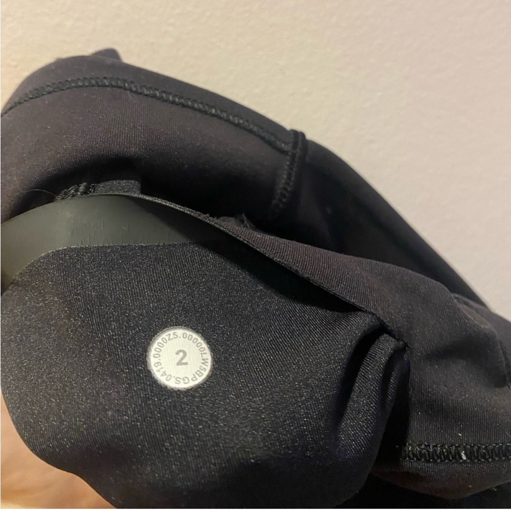 Lululemon In Movement Tight 25" *Everlux - Picture 5 of 6